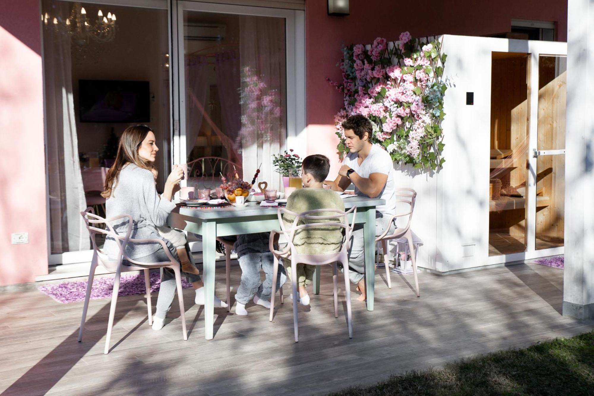 Villetta Tinmar Barbie House Verona Dış mekan fotoğraf